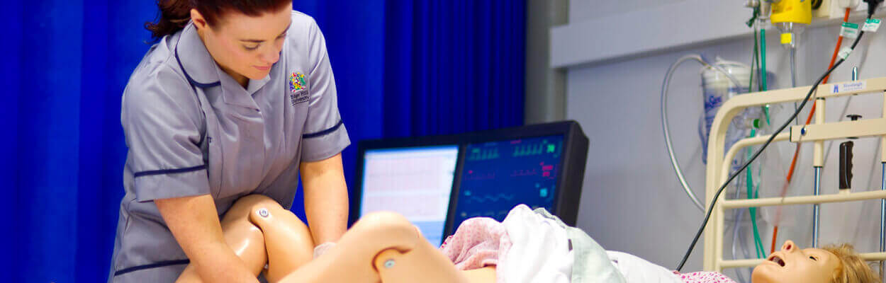 Midwifery Degree | Requirements, Careers and more | Uni Compare